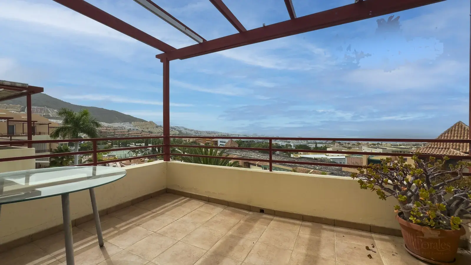 Top-floor apartment with large terrace — El Naranjal residence, El Madroñal