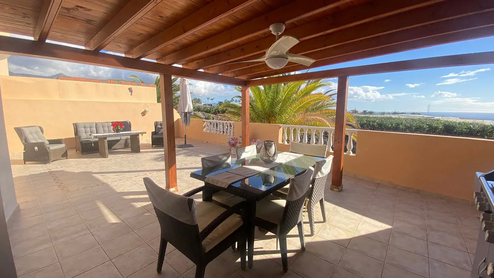 Adosado reformado con vistas al mar — Residencial Mariben, Callao Salvaje — foto 4
