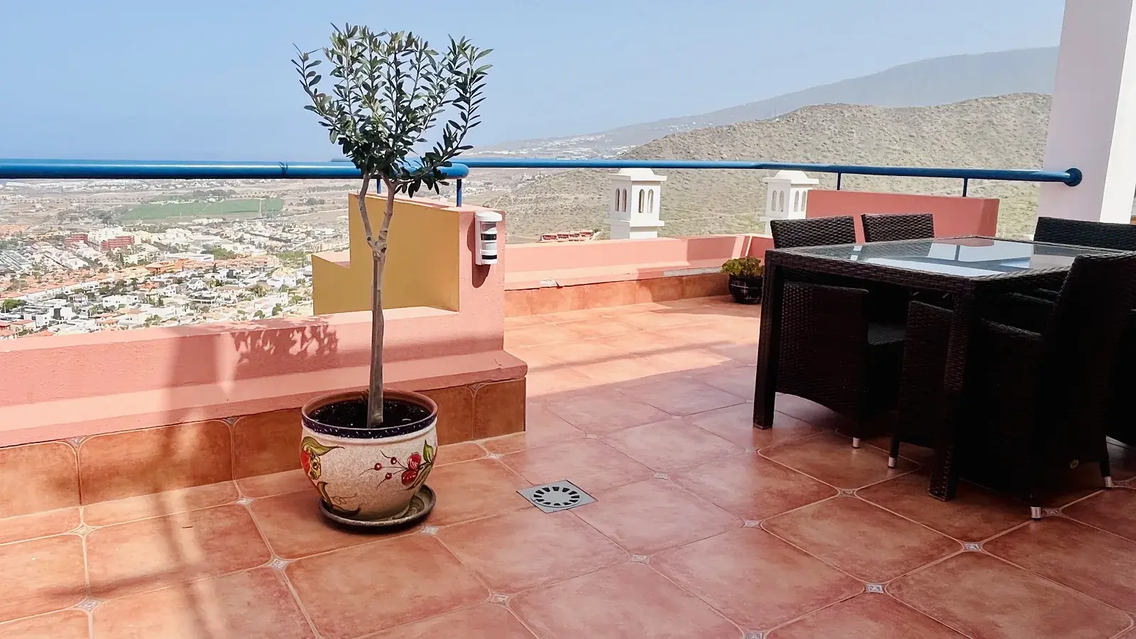 Appartement rénové vue océan — Roque del Conde, Torviscas Alto — photo 4