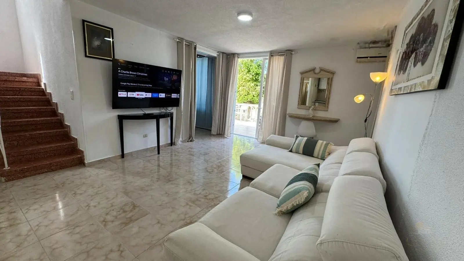 Villa 4 chambres à 300 m de l’océan — República de Panamá, Playa de las Américas — photo 2