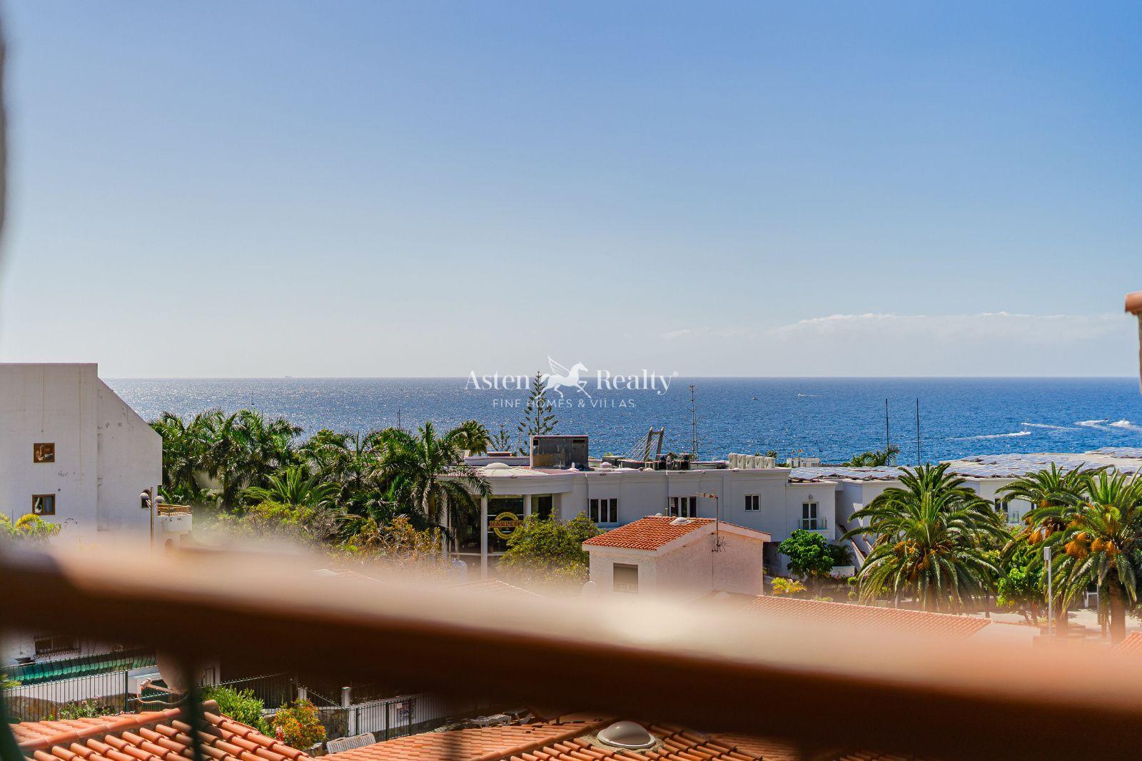 4-bedroom townhouse — San Eugenio Bajo — photo 1