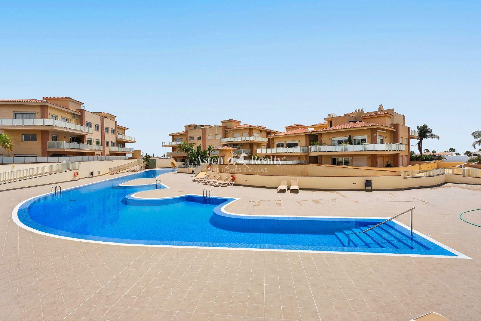 4-bedroom apartment — Amarilla Golf — photo 2