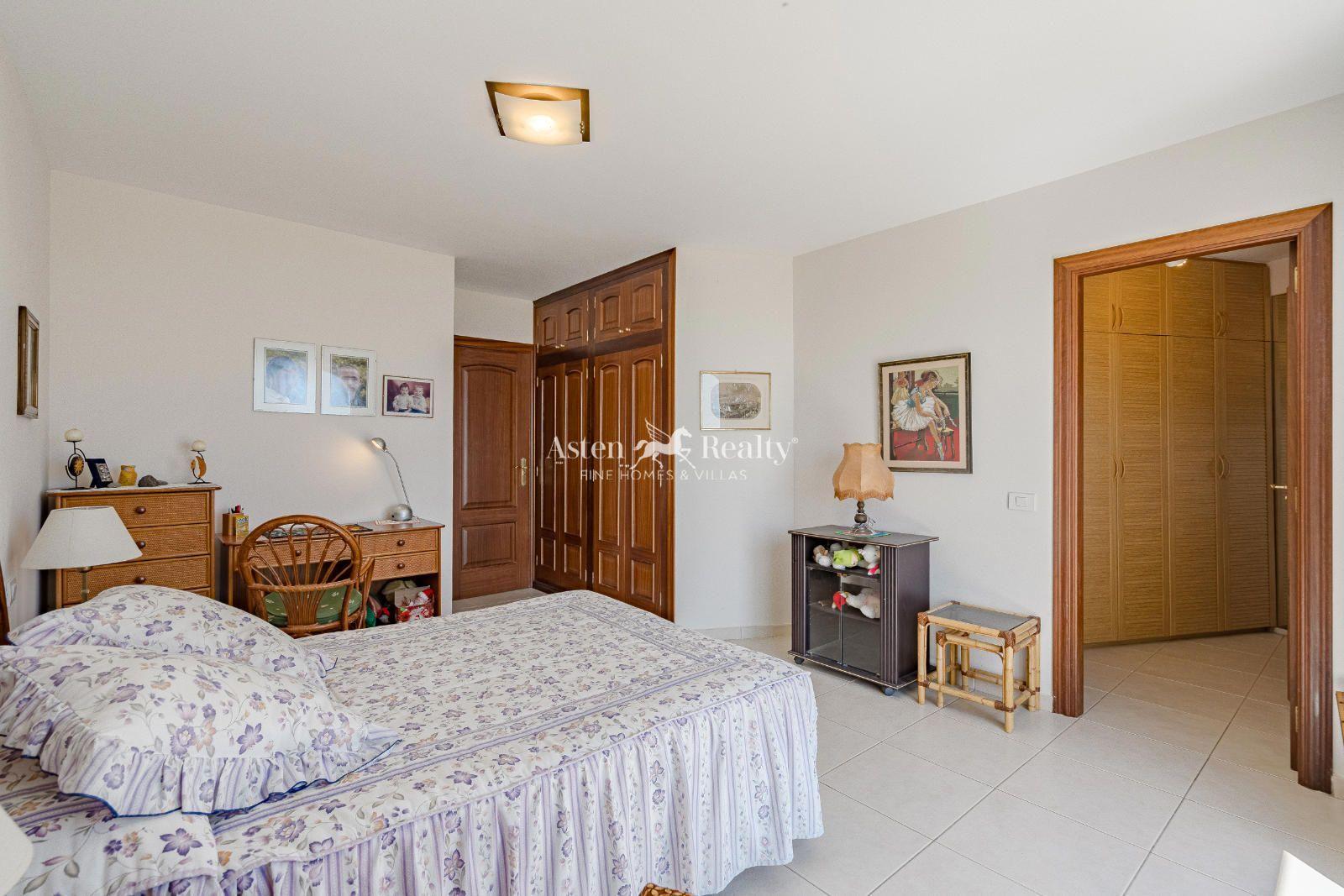 1-bedroom apartment — Los Cristianos — photo 5