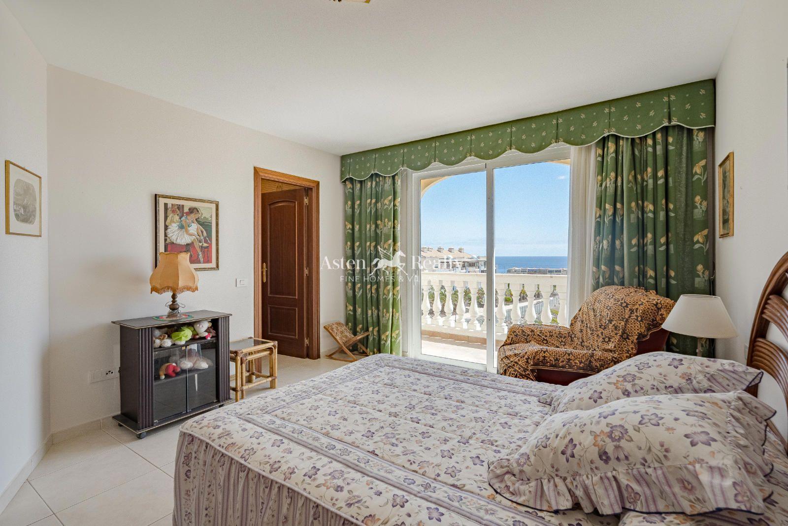 1-bedroom apartment — Los Cristianos — photo 4