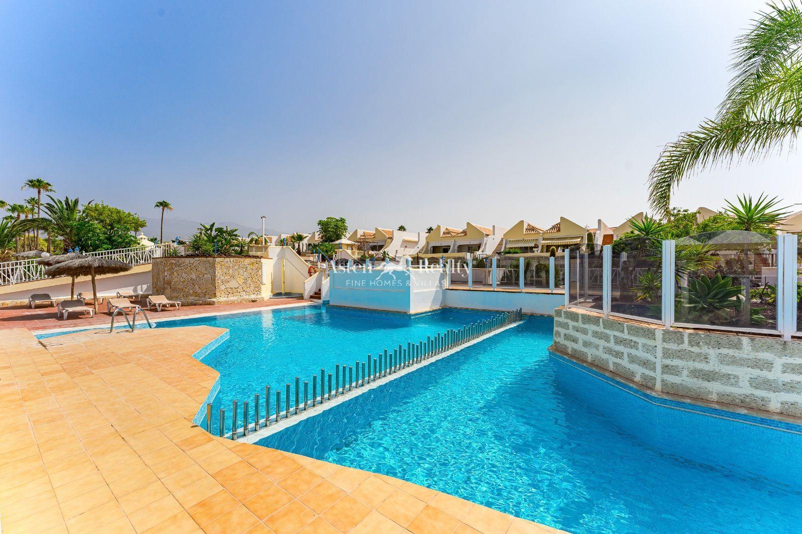 2-bedroom bungalow — Golf del Sur — photo 2