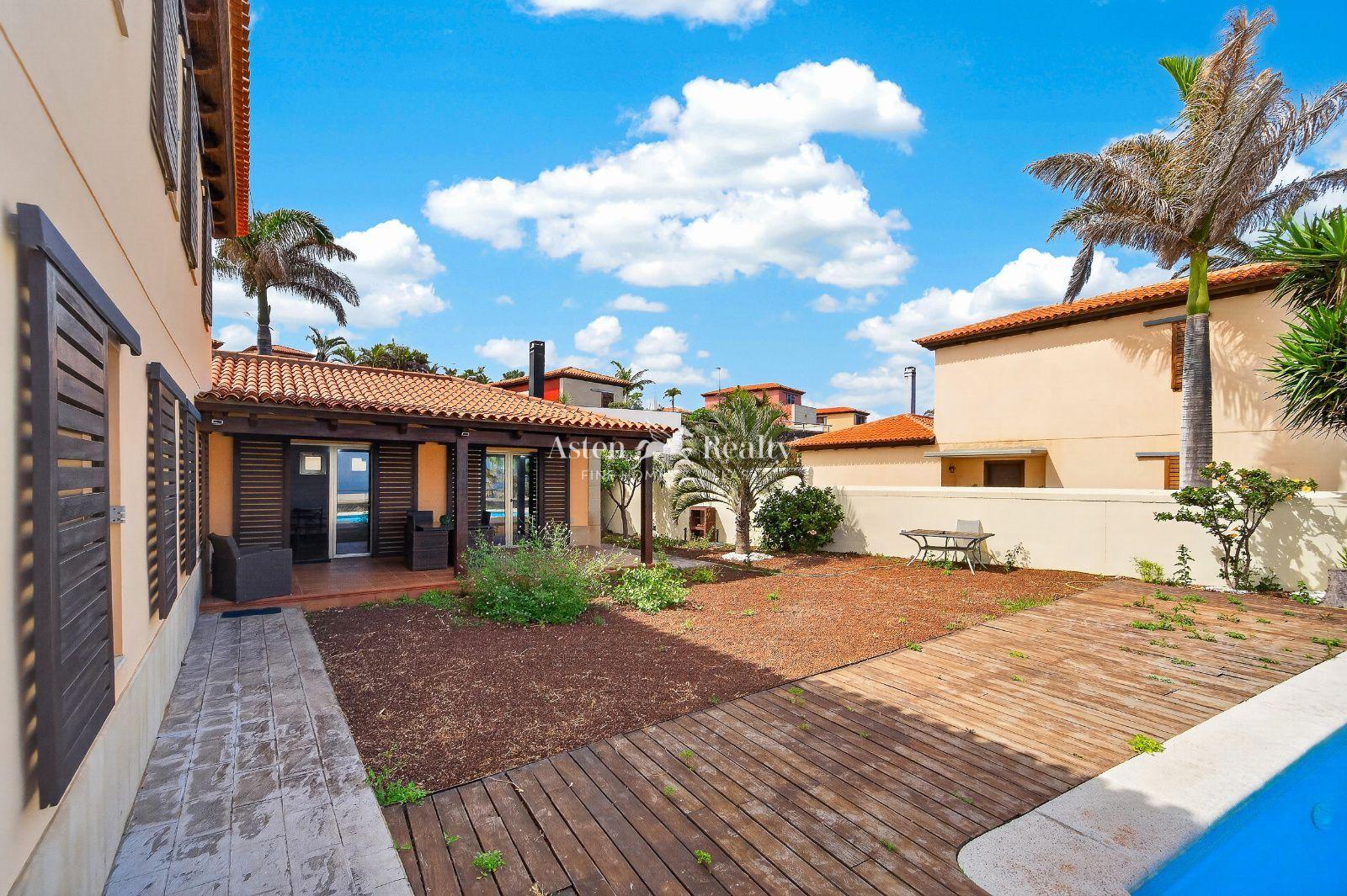 3-bedroom villa — Tacoronte — photo 5