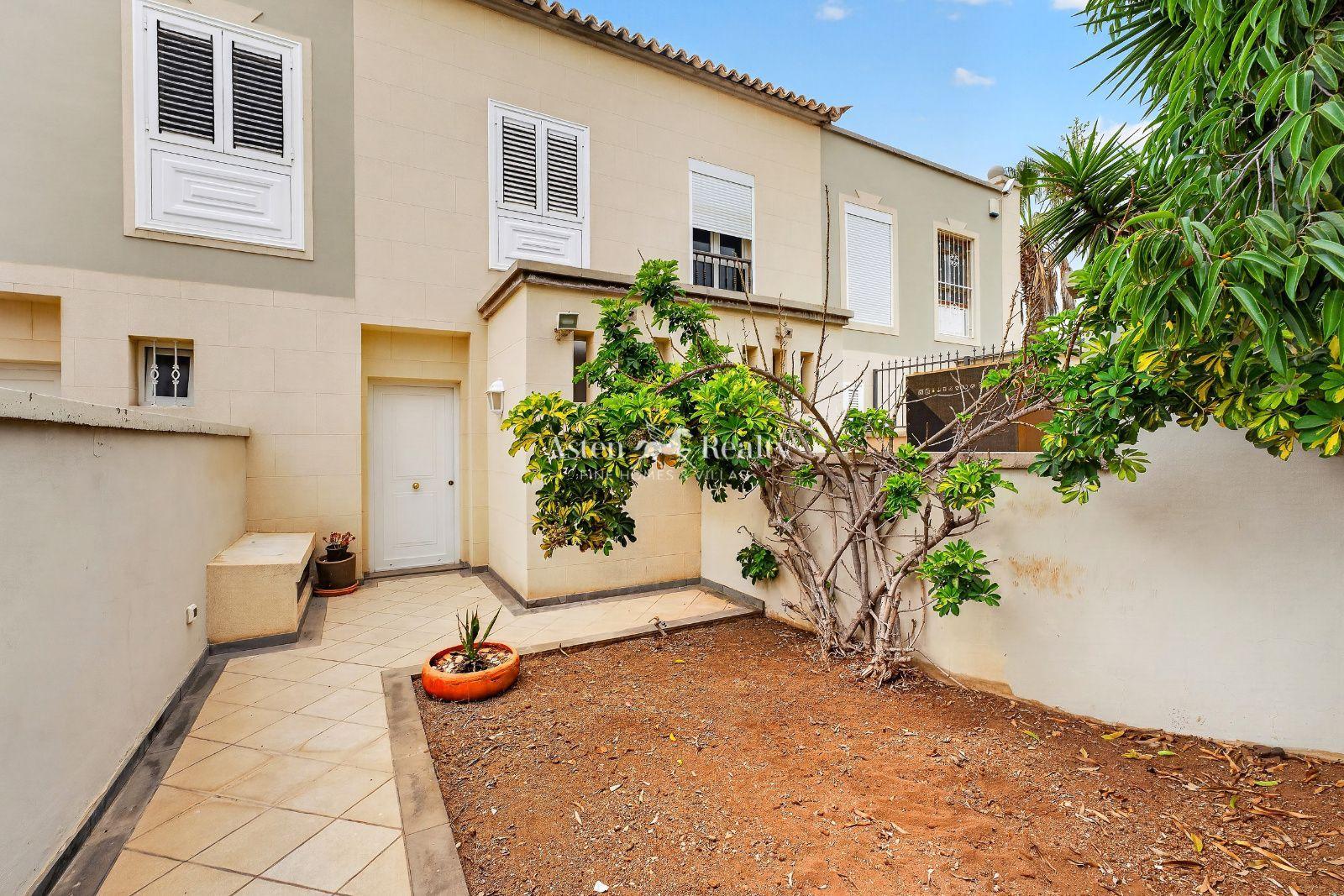3-bedroom townhouse — Chayofa — photo 4