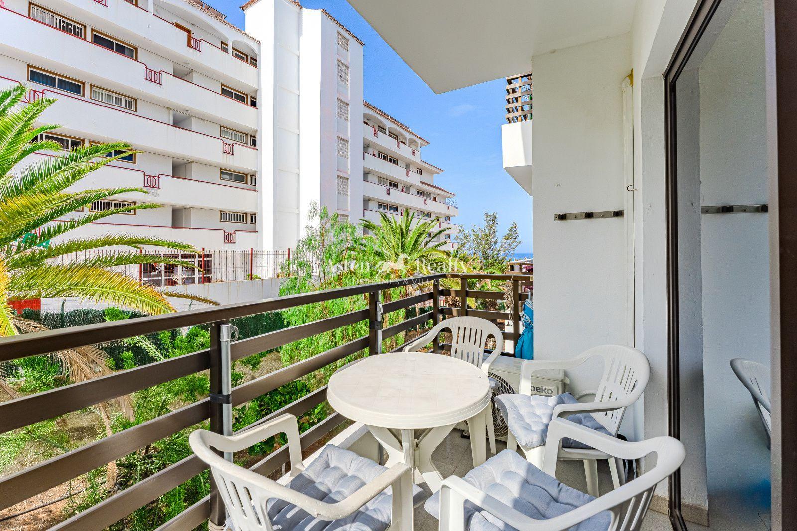 2-bedroom apartment — Puerto de Santiago — detail view