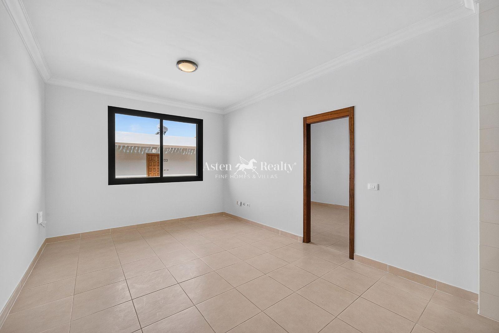 2-bedroom apartment — Puerto de Santiago — photo 5