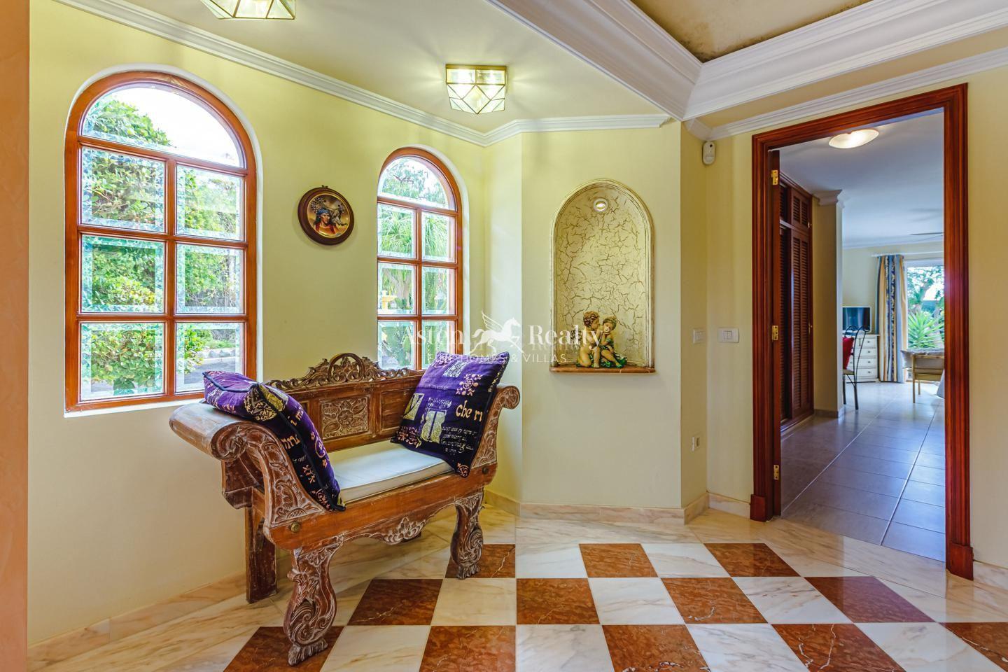 6-bedroom house — Valle de San Lorenzo — photo 5