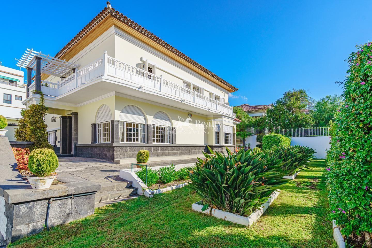 8-bedroom villa — Santa Cruz de Tenerife — photo 2