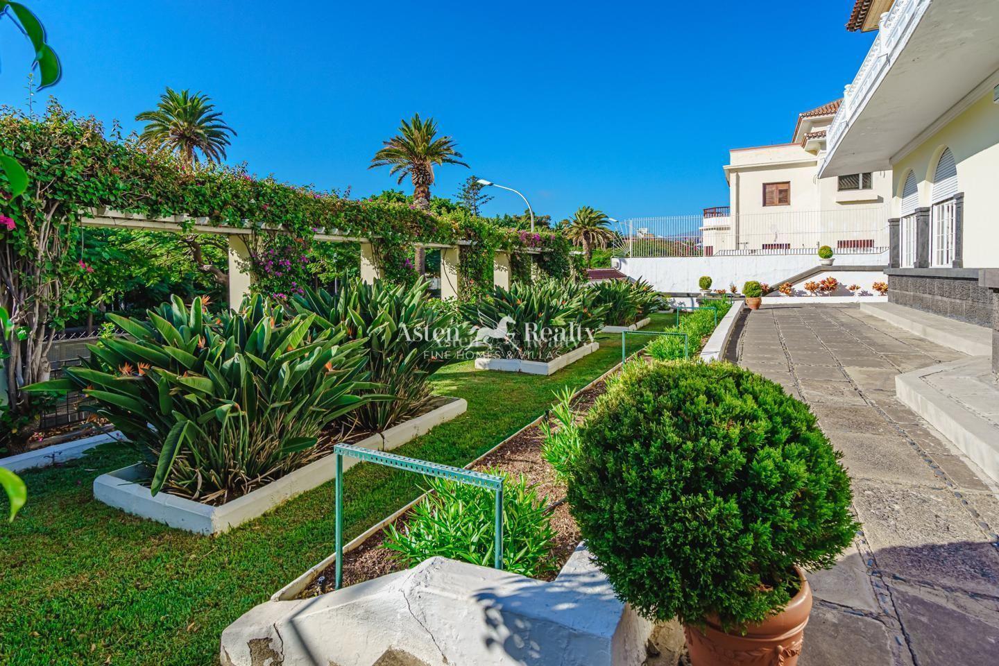 8-bedroom villa — Santa Cruz de Tenerife — photo 4