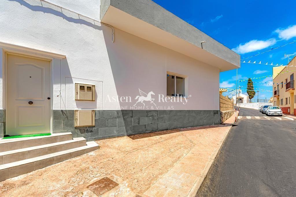 3-bedroom house — El Frontón, San Miguel — photo 1