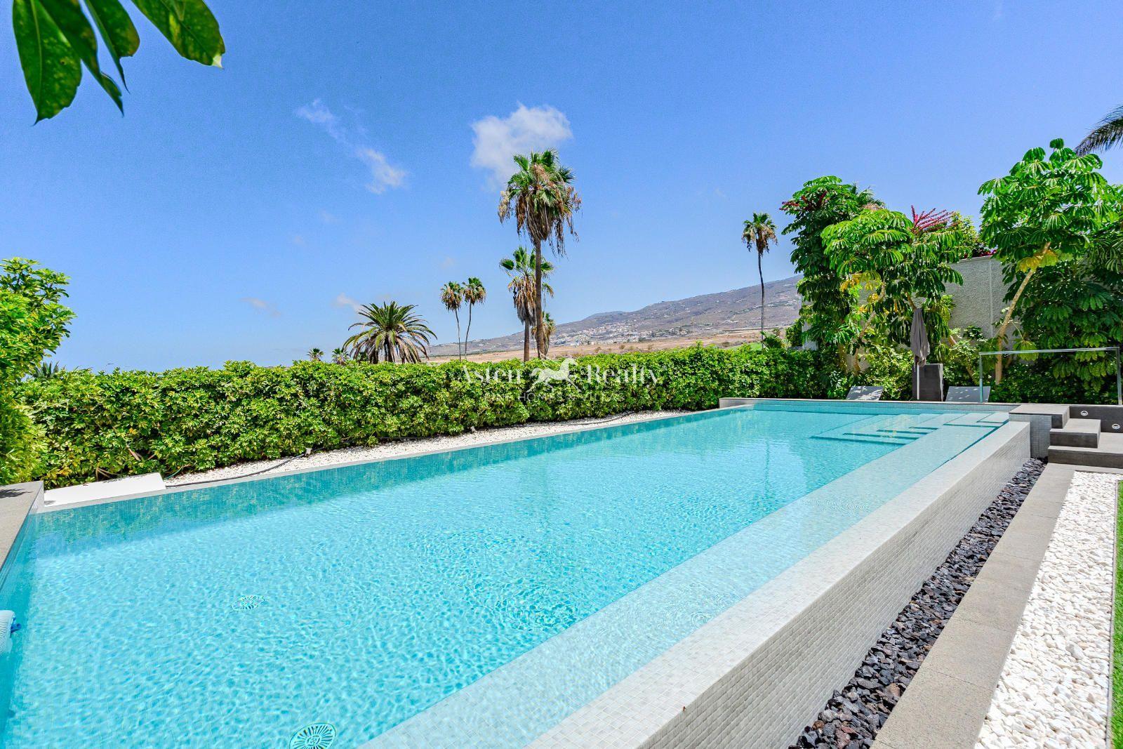Villa de 5 dormitorios — Golf Costa Adeje, La Caleta — foto 5