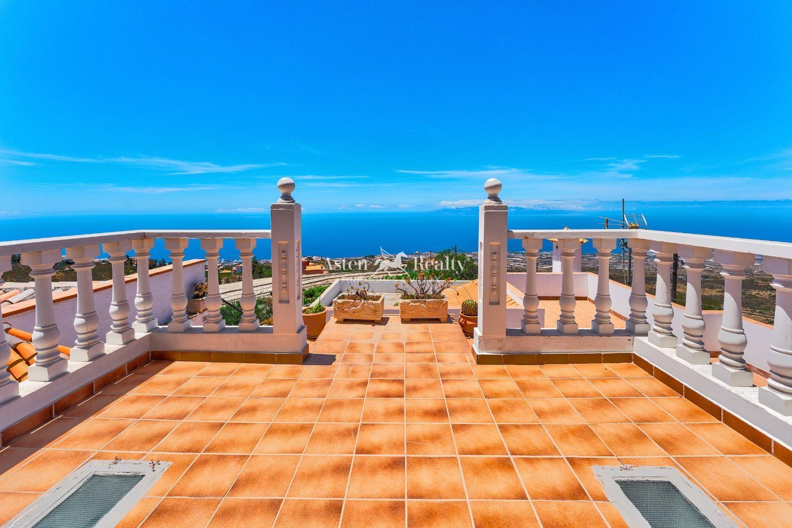 Villa de 6 dormitorios — Tijoco Alto — foto 1