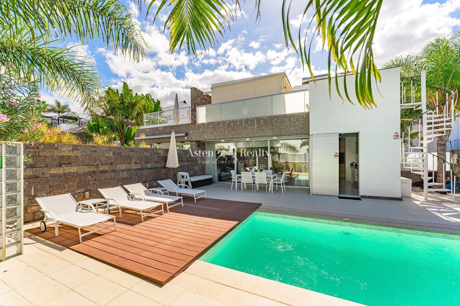 Villa de 6 dormitorios — Playa del Duque — foto 4