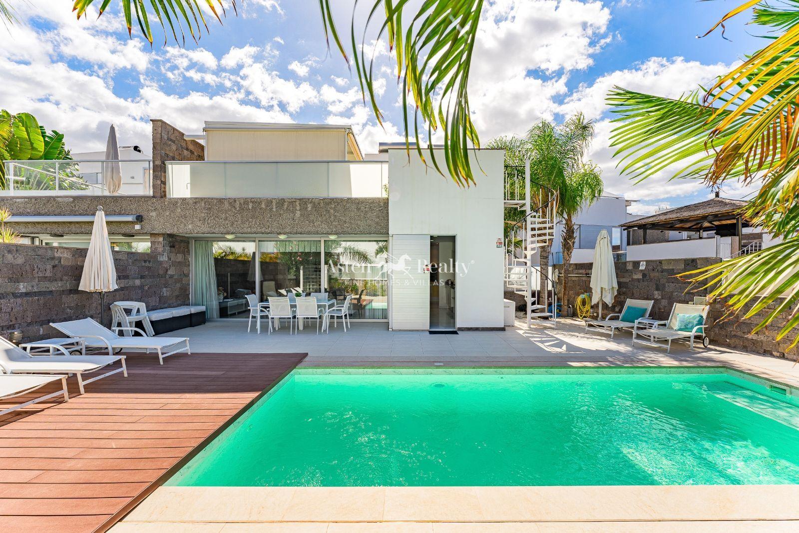 Villa de 6 dormitorios — Playa del Duque — foto 5