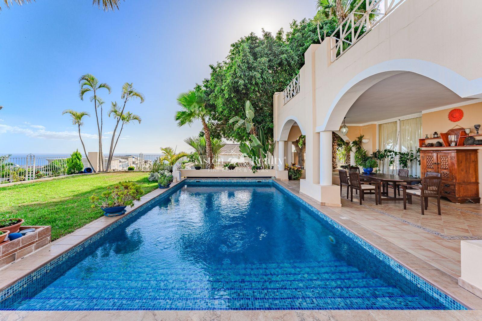 Villa de 6 dormitorios — Golf Costa Adeje, La Caleta — foto 4
