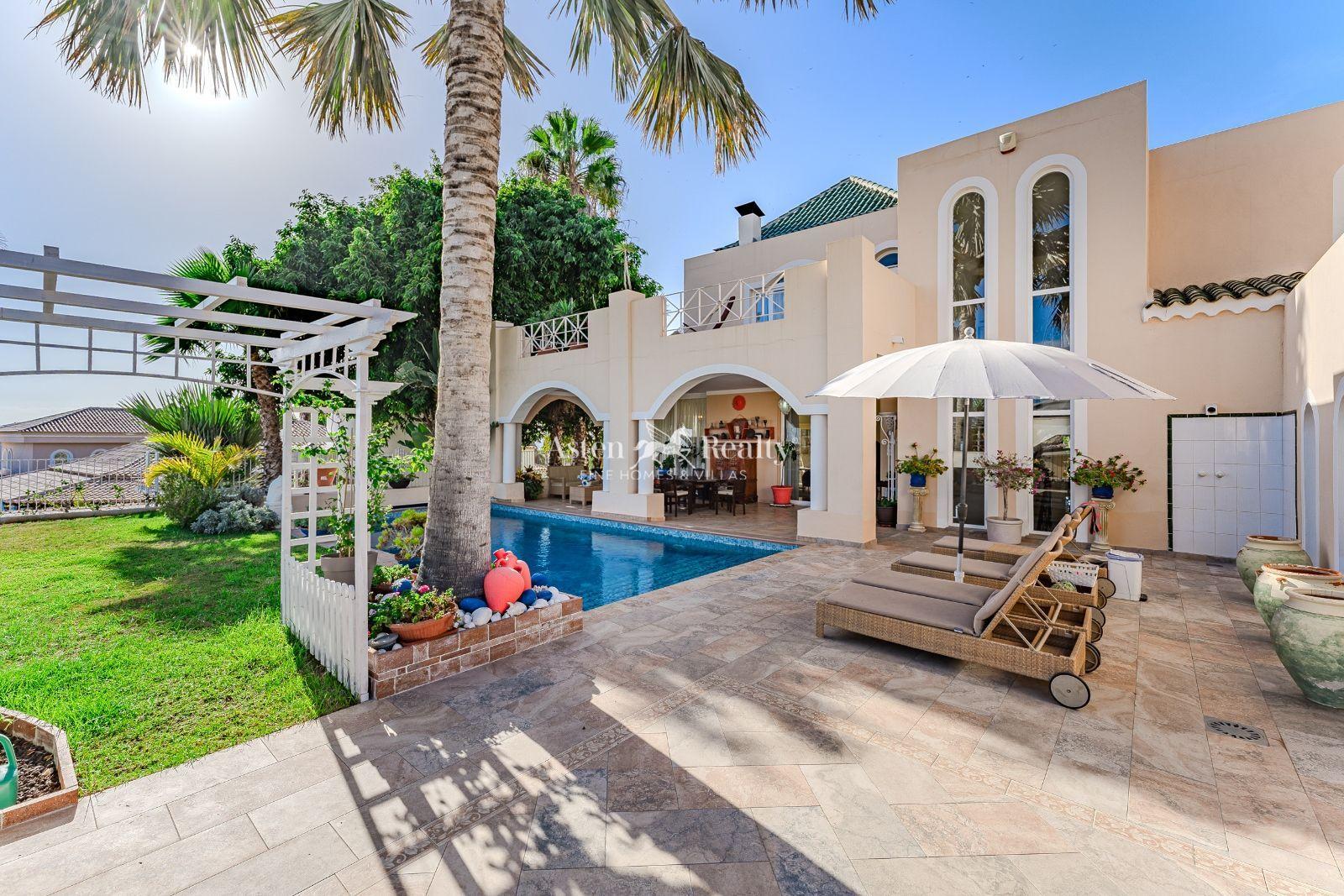 Villa de 6 dormitorios — Golf Costa Adeje, La Caleta — foto 5