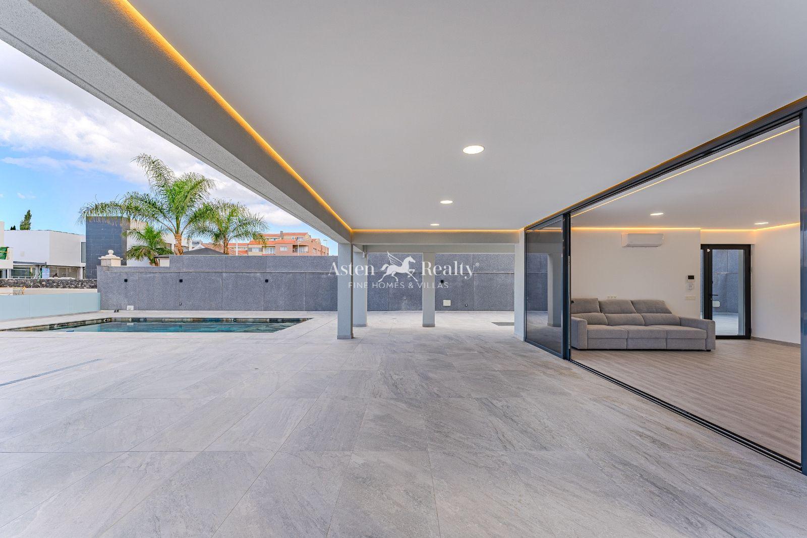 Villa de 4 dormitorios — El Madroñal, Torviscas Alto — foto 5