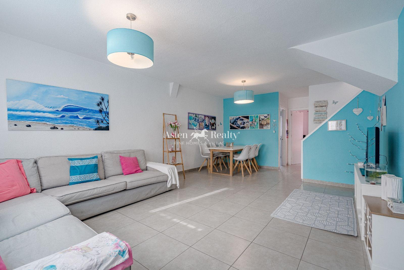 4-bedroom townhouse — Puerto de Santiago — photo 1
