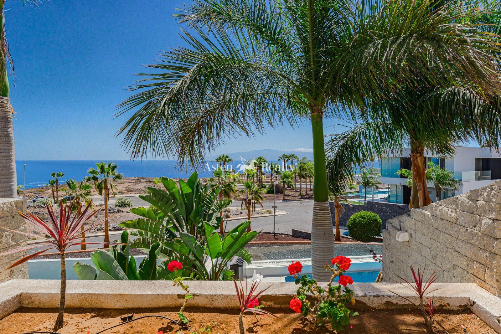 Villa de 4 dormitorios — Golf Costa Adeje, La Caleta — foto 2