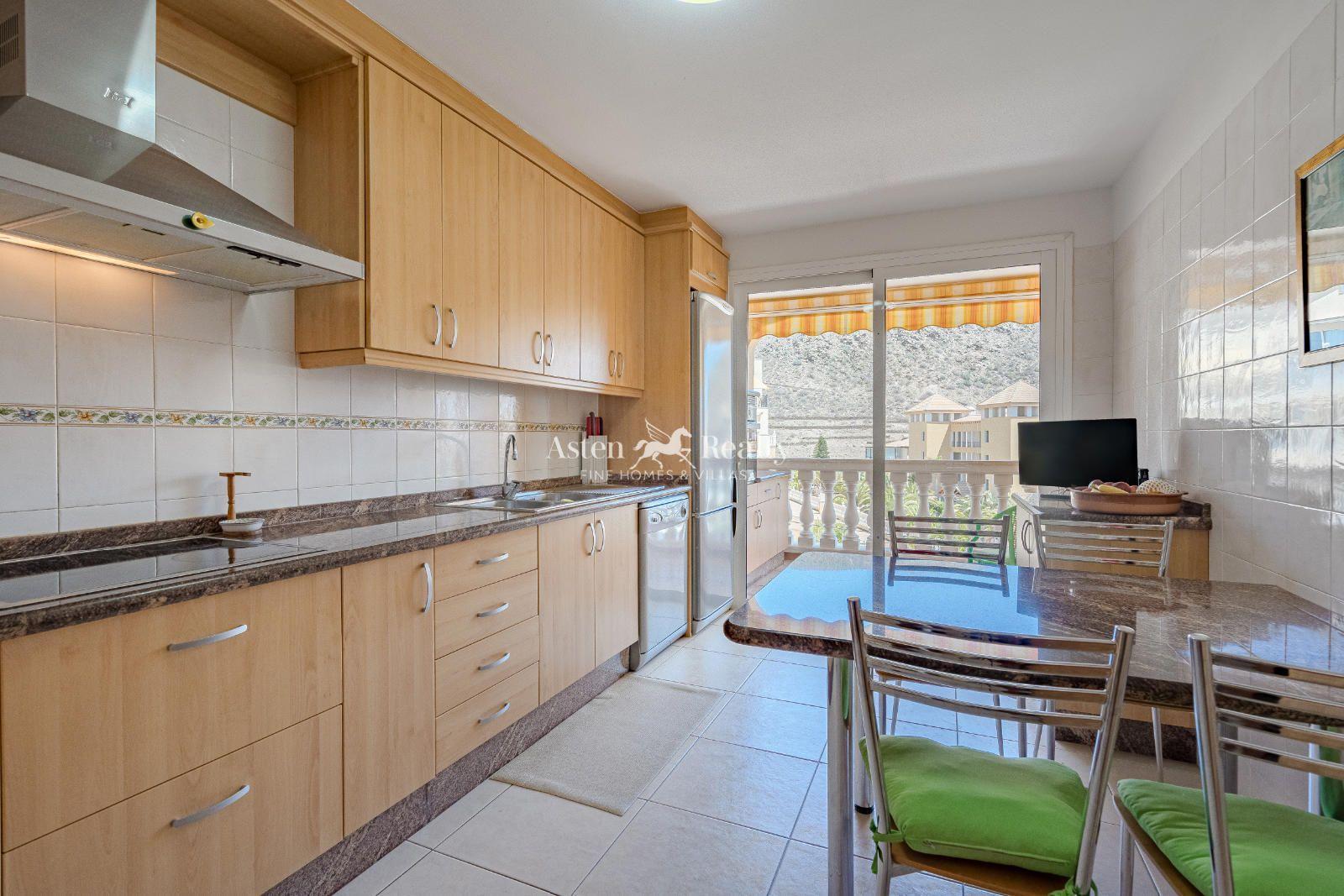 Apartamento de 4 dormitorios — Los Cristianos — foto 5