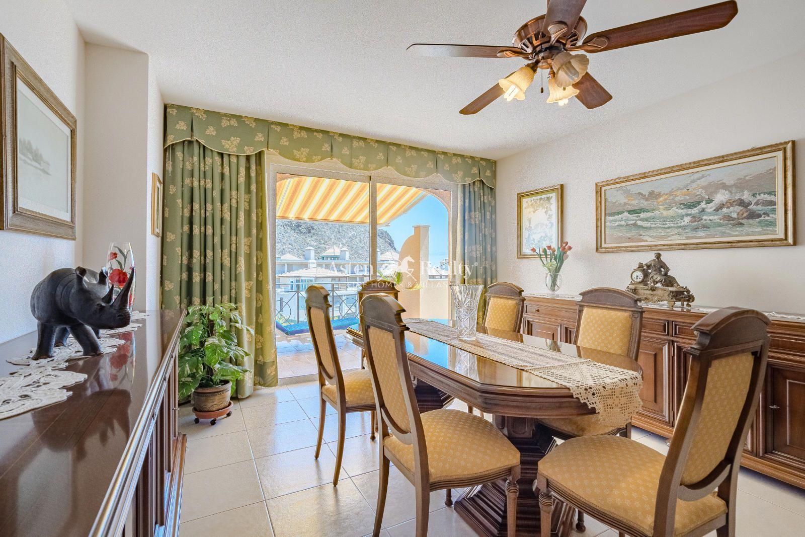Apartamento de 4 dormitorios — Los Cristianos — foto 3