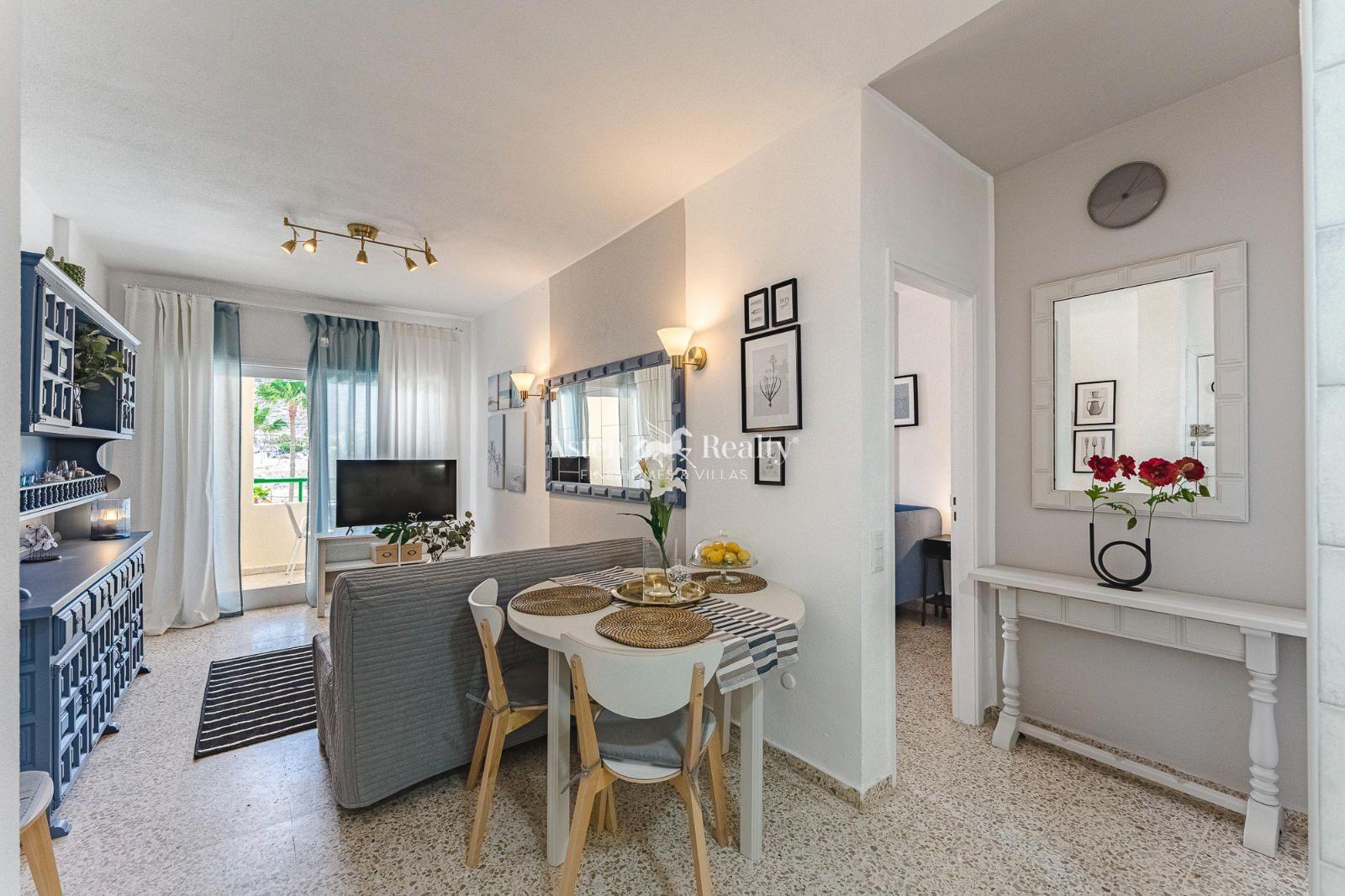 Apartamento de 1 dormitorio — Los Cristianos — foto 2