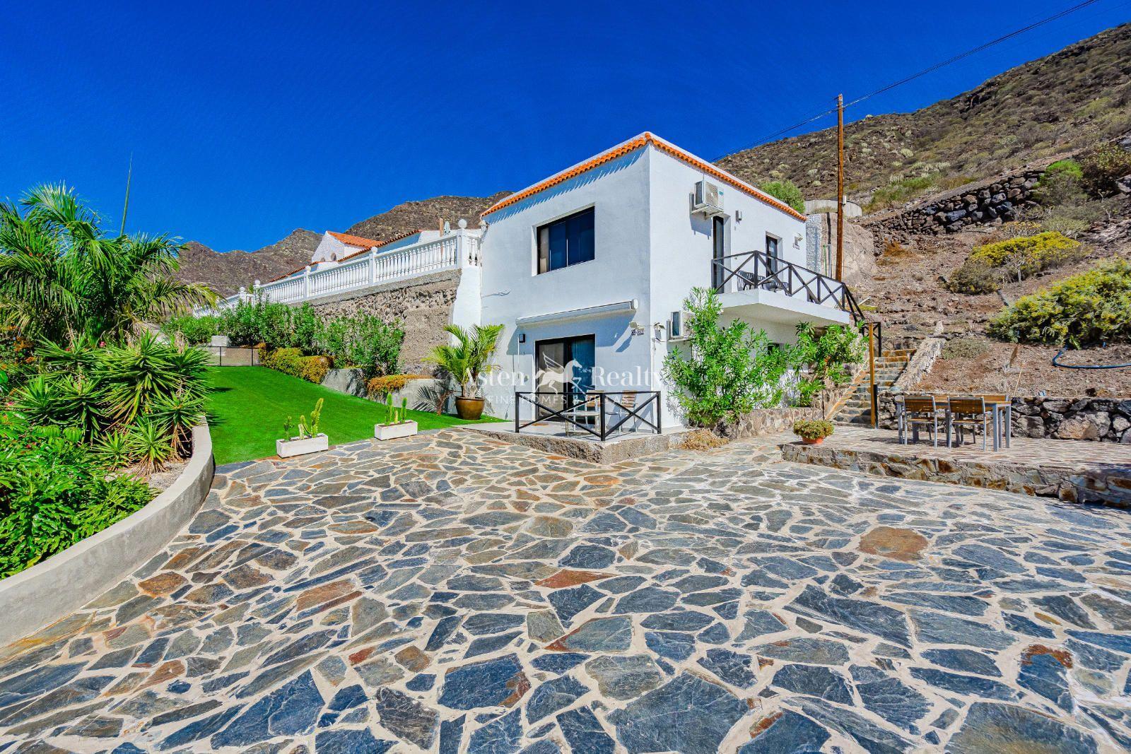 Villa de 5 dormitorios — Los Gigantes — vista detalle