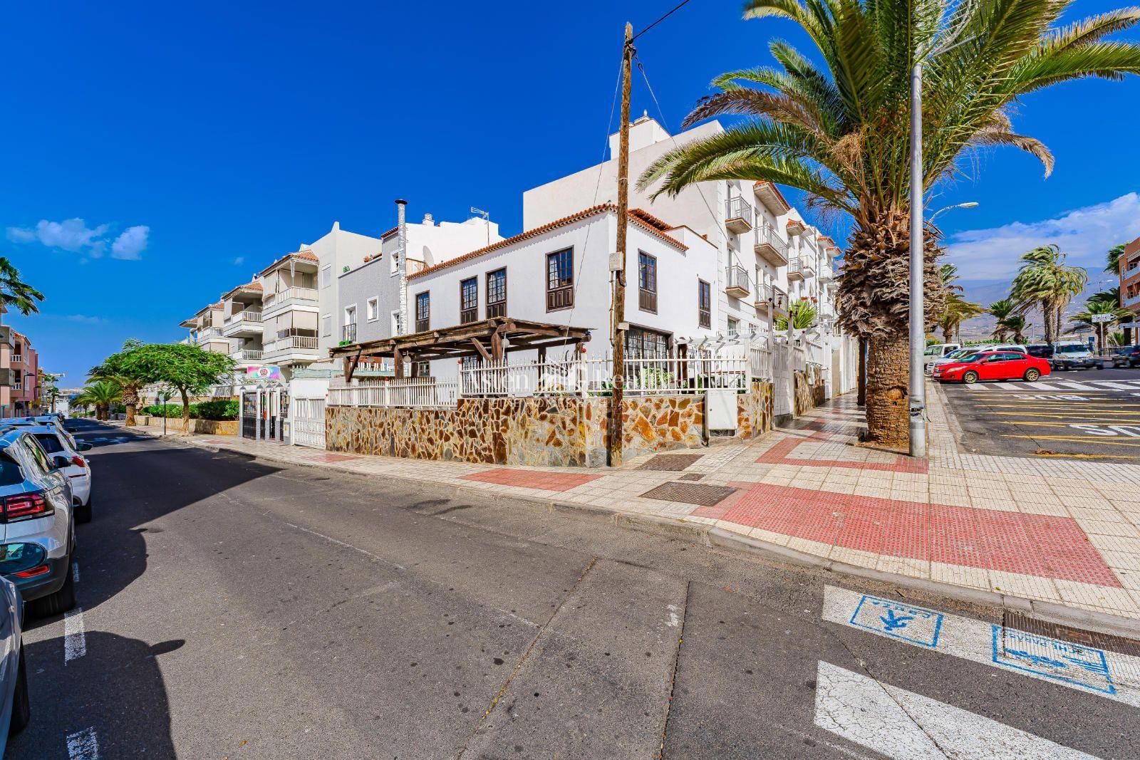 Villa de 5 dormitorios — Playa San Juan — foto 1