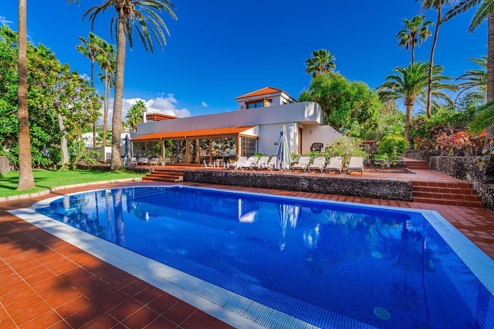 Villa 6 chambres — Playa de Troya, Playa de las Américas — photo 2