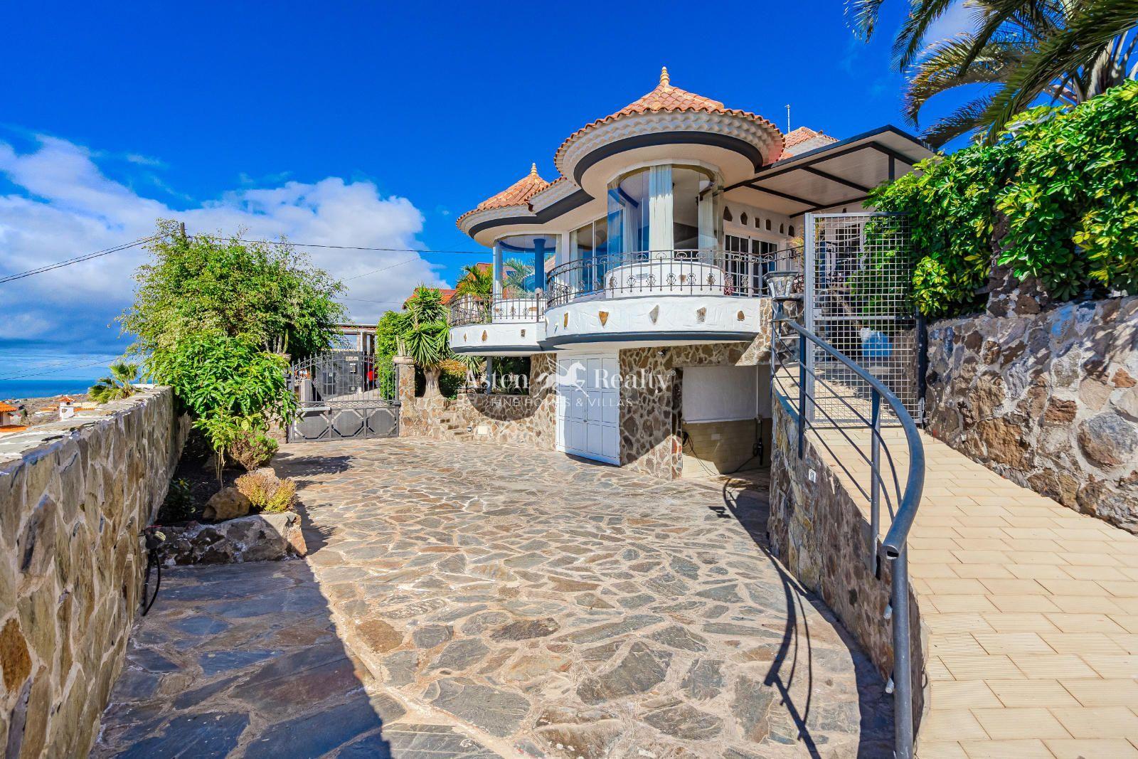 6-bedroom villa — Los Menores, Adeje — photo 5