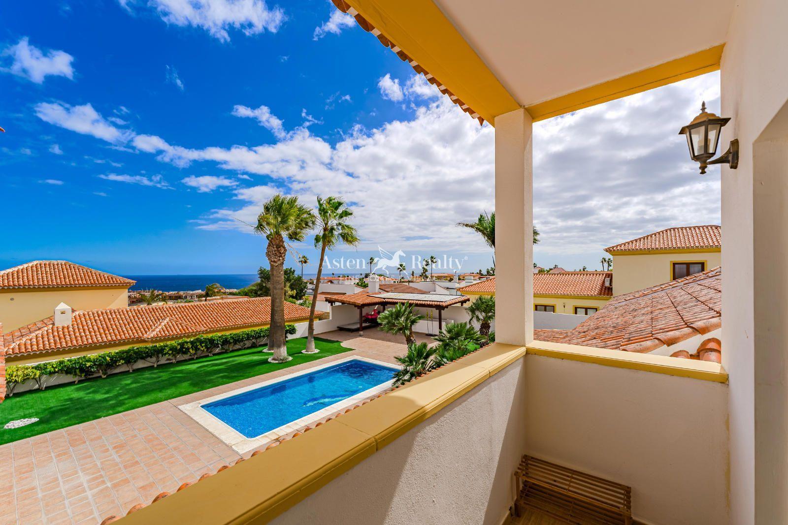 Villa de 4 dormitorios — Golf del Sur — foto 2
