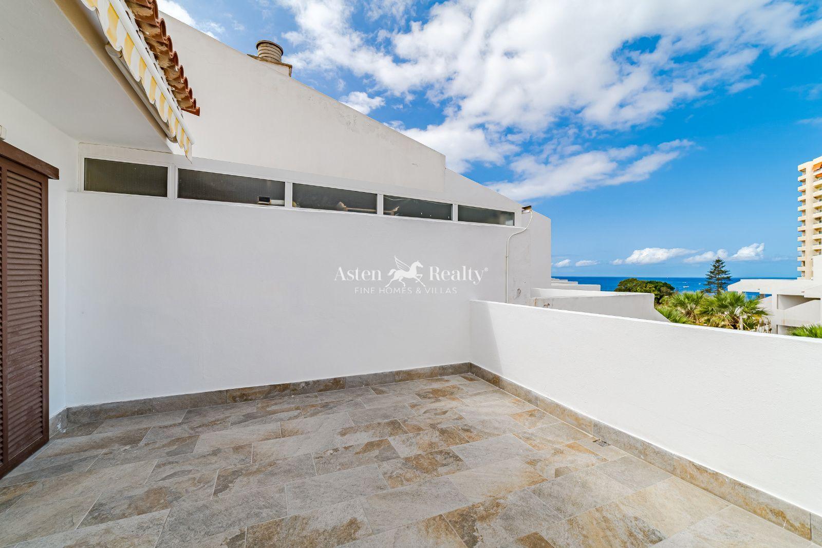 3-bedroom penthouse — Los Cristianos — photo 4