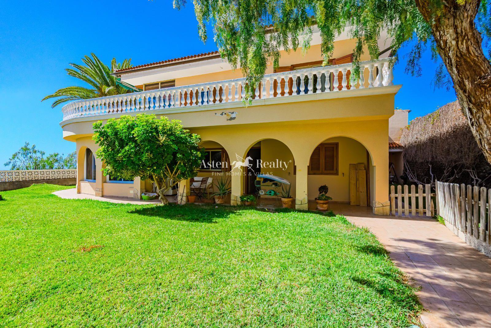 Villa de 9 dormitorios — Chayofa — foto 2