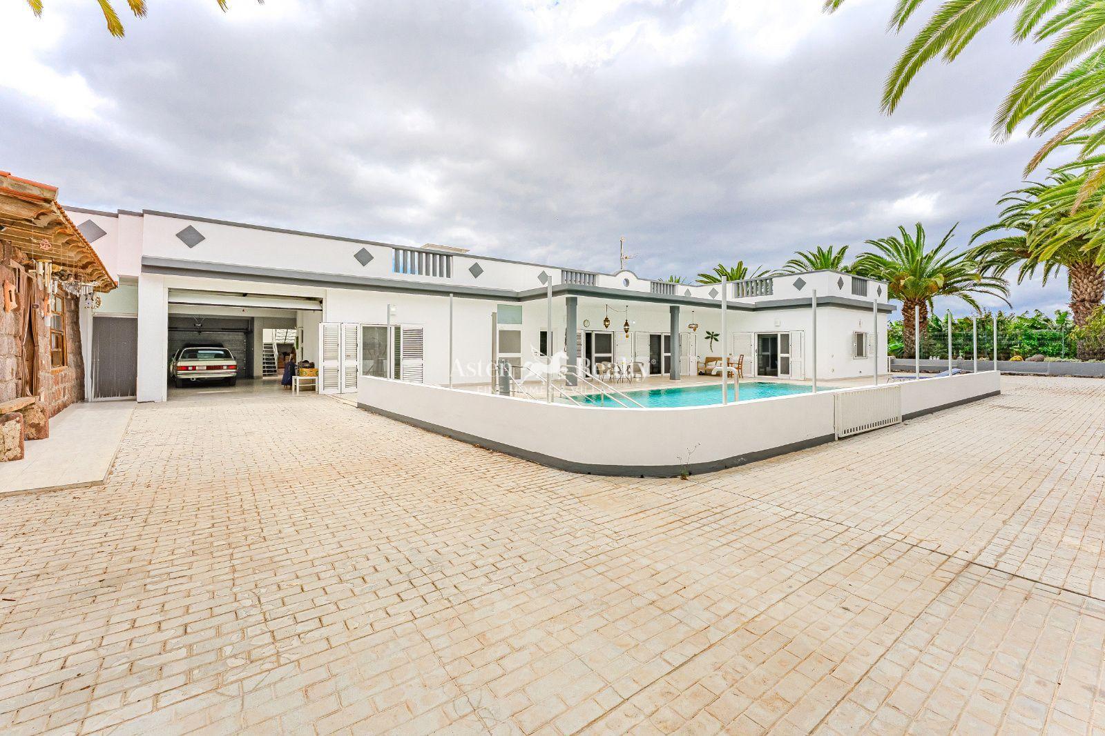 Villa de 5 dormitorios — Guaza — foto 4