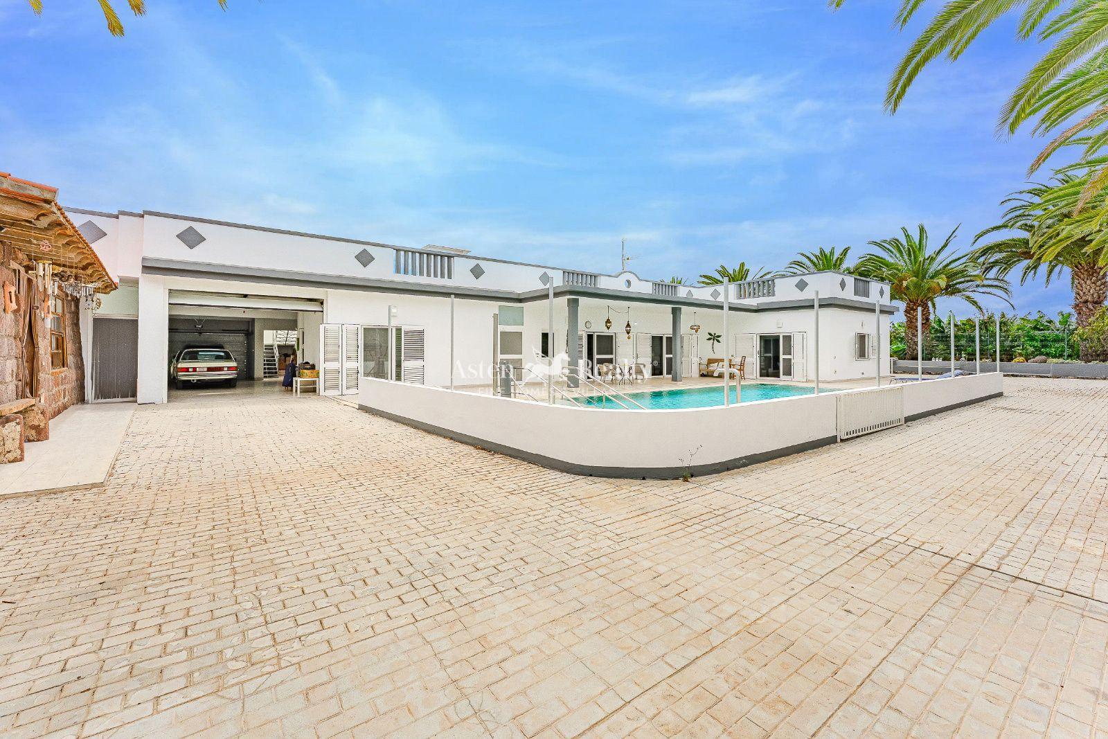Villa de 5 dormitorios — Guaza — foto 4