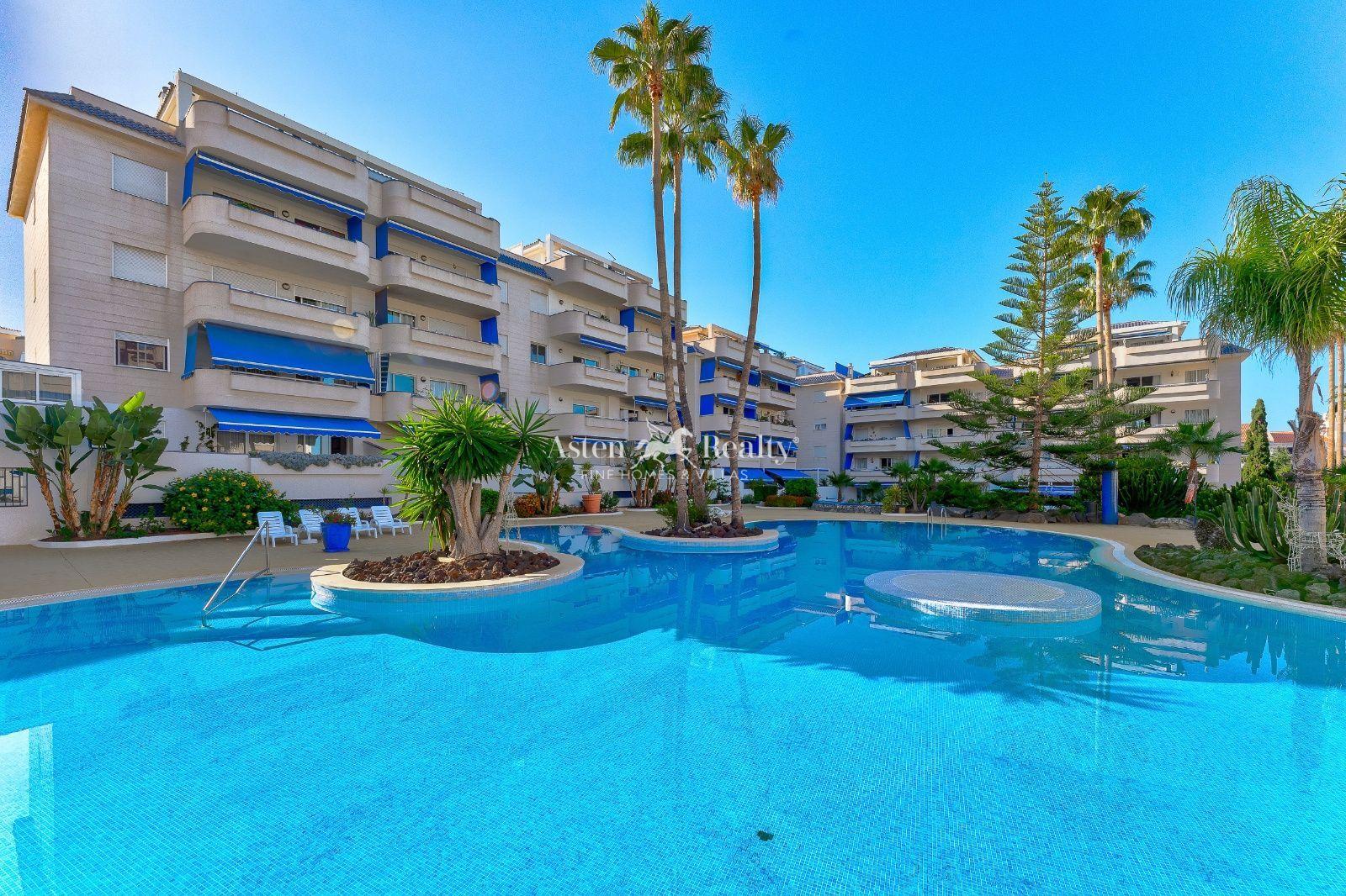 4-bedroom apartment — Los Cristianos — photo 2