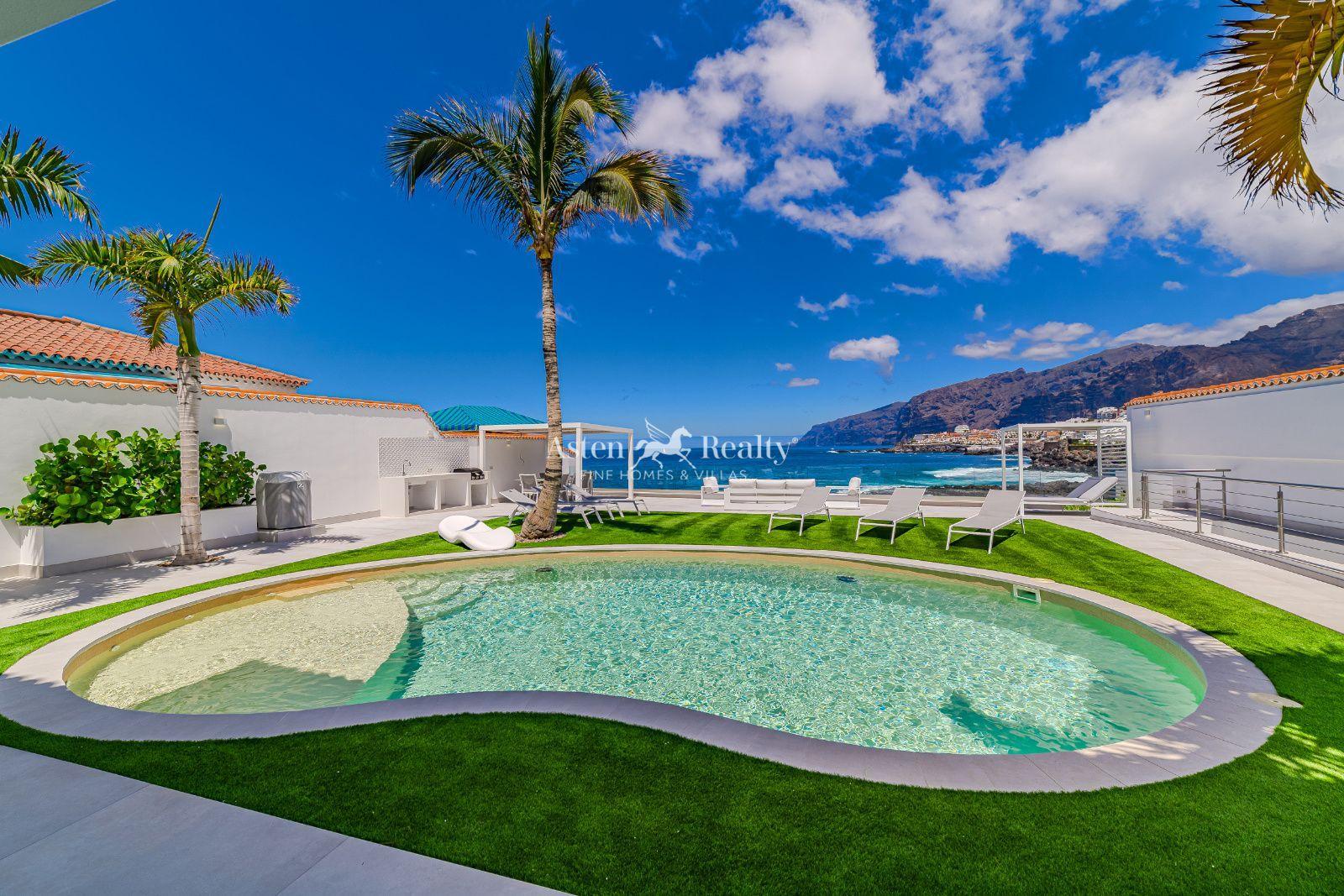 Villa — Puerto de Santiago — 7-bedroom villa — Puerto de Santiago