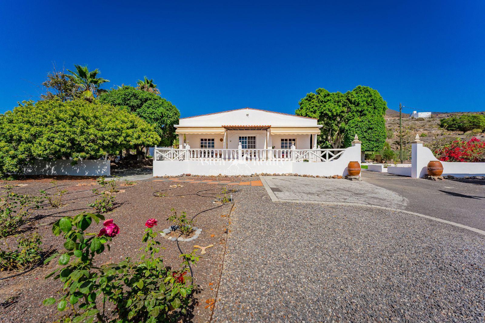 Casa — Guía de Isora — Casa de 5 dormitorios — Piedra Hincada, Guía de Isora