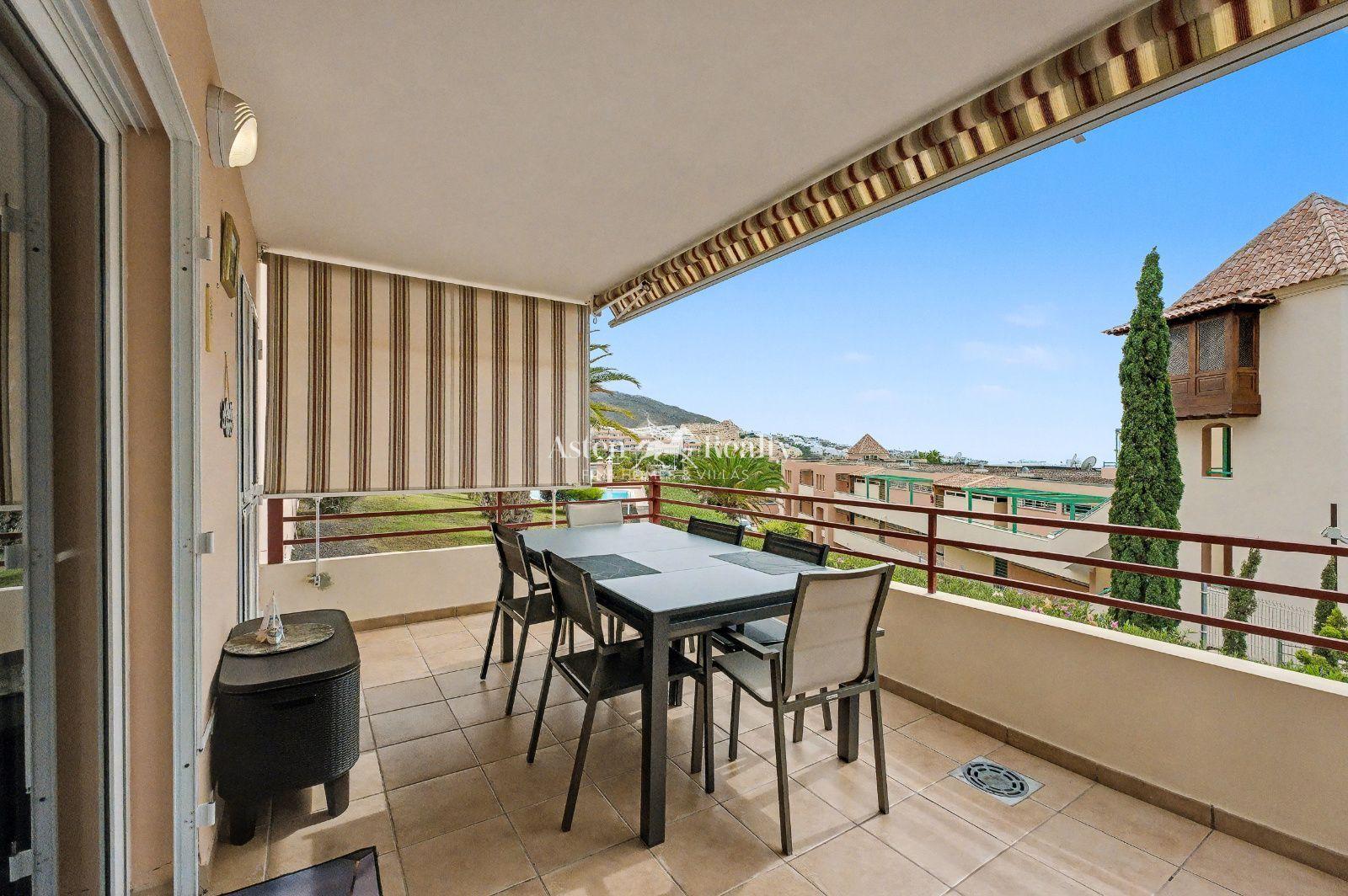 Apartamento de 3 dormitorios — El Madroñal, Torviscas Alto — foto 1