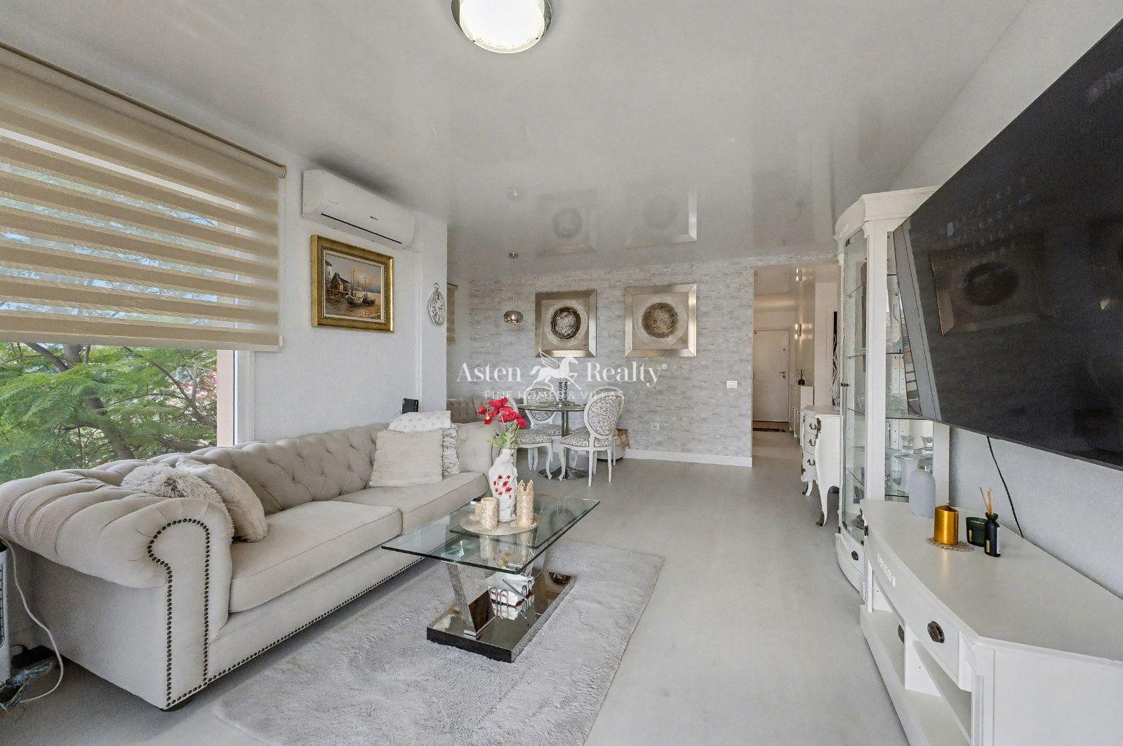 Apartamento de 3 dormitorios — El Madroñal, Torviscas Alto — foto 3