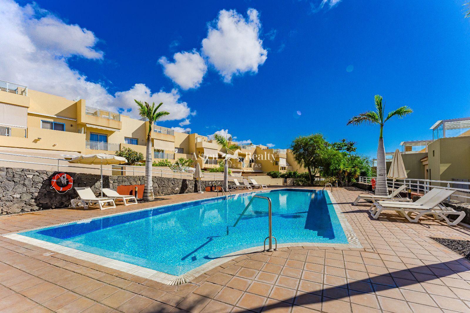 3-bedroom townhouse — Puerto de Santiago — photo 1