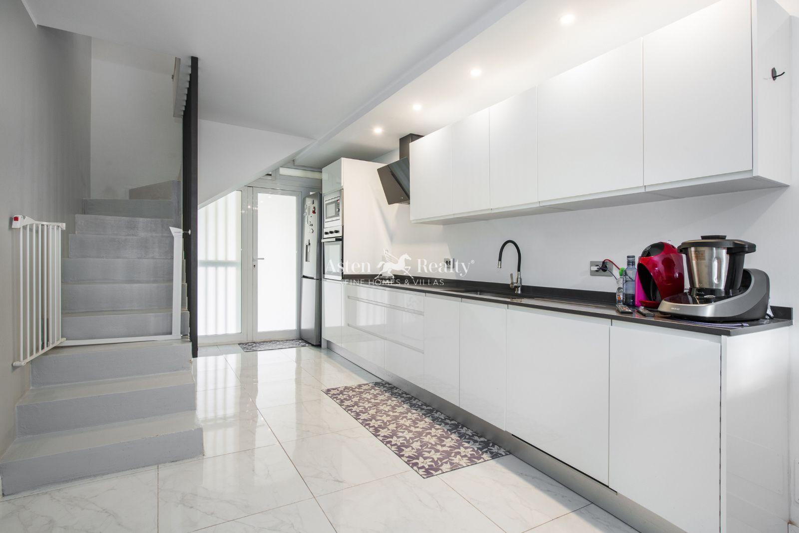 2-bedroom townhouse — San Miguel de Tajao — photo 5