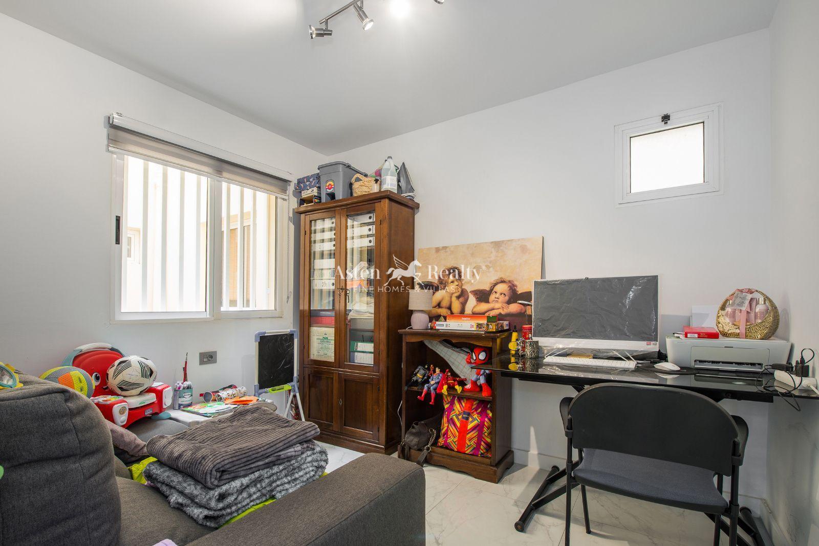 2-bedroom townhouse — San Miguel de Tajao — photo 4