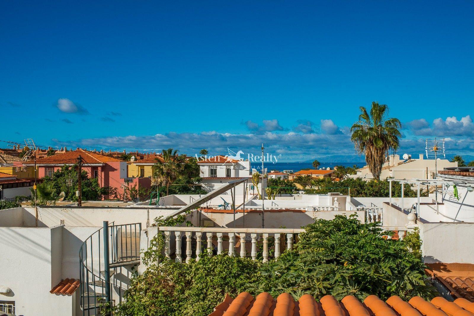 Adosado de 3 dormitorios — Palm-Mar — foto 2