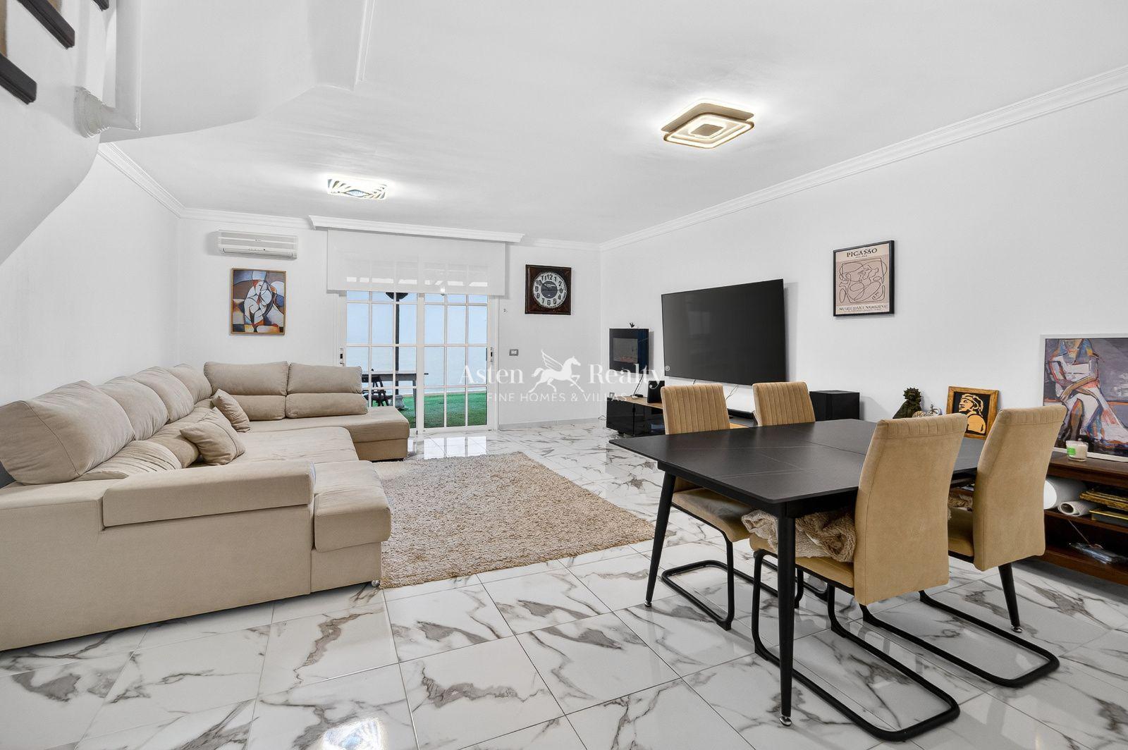 3-bedroom townhouse — San Isidro de Abona — photo 2