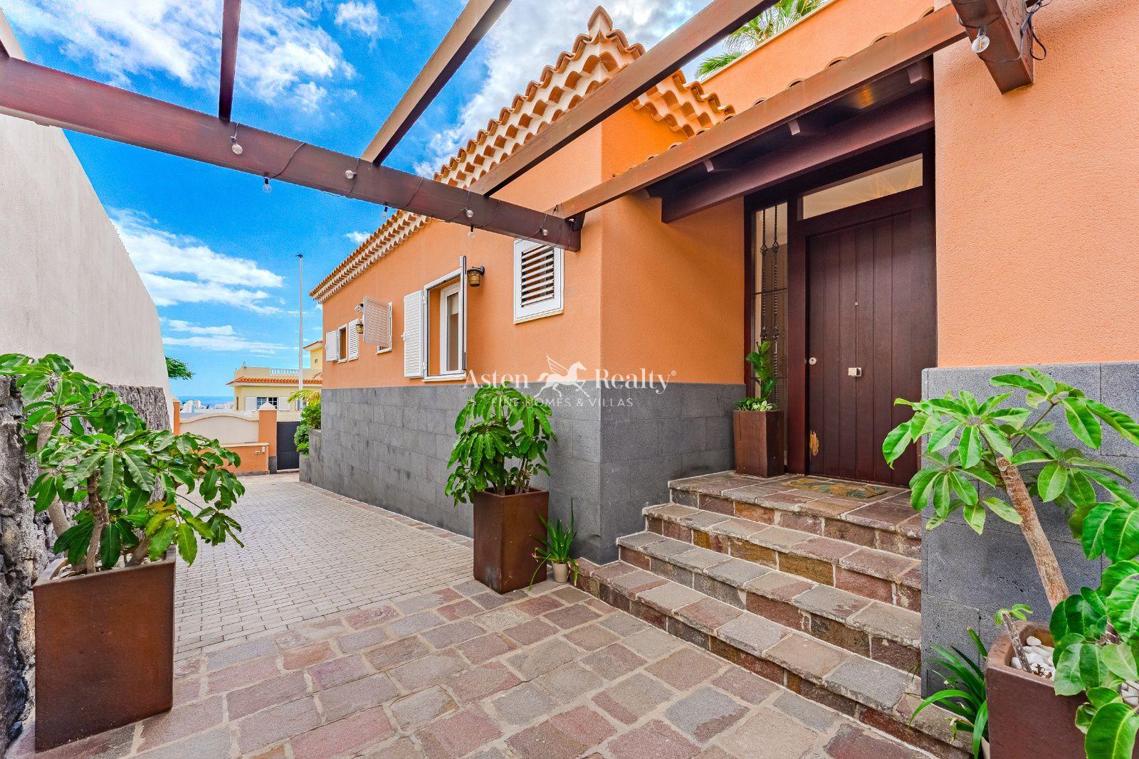 Villa 4 chambres — El Madroñal, Torviscas Alto — photo 3