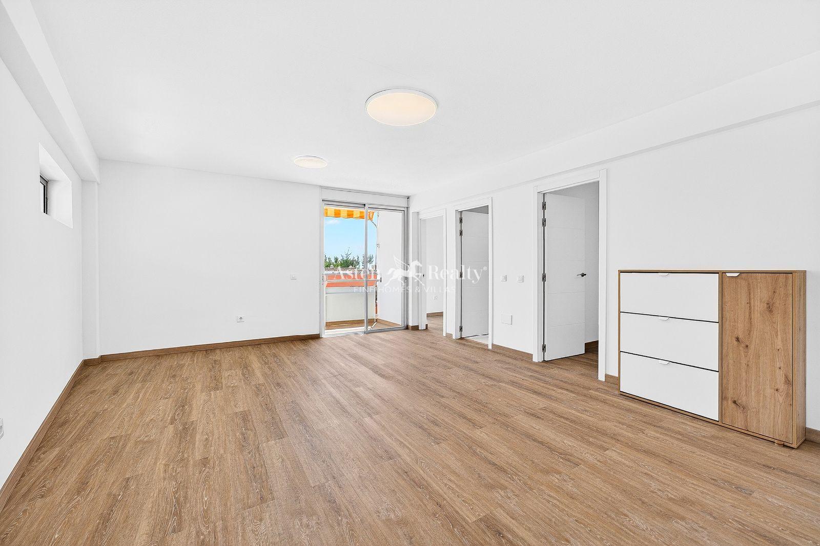 2-bedroom apartment — Adeje — photo 4
